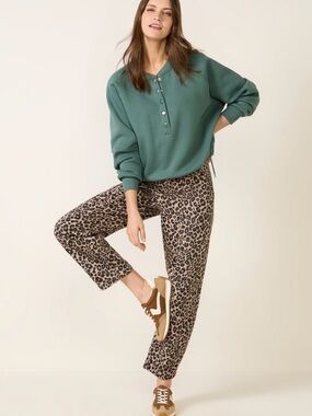 LNA Clothing Joey Henley Sweatshirt | Size Medium | EVEREVE Exclusive